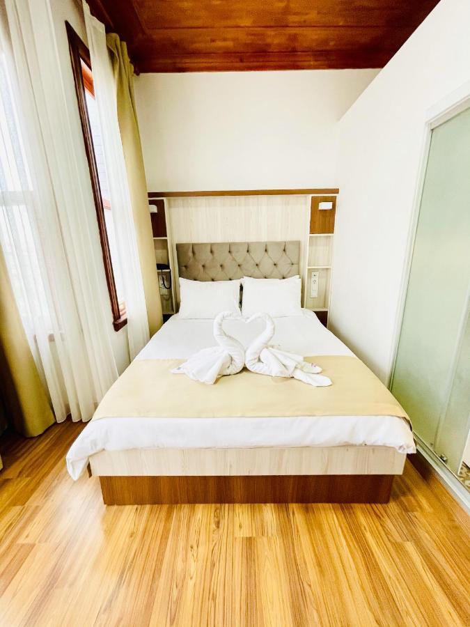 Qonaq Hotel & Suites Stambuł Zewnętrze zdjęcie