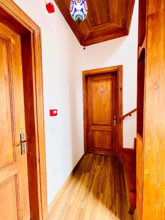 Qonaq Hotel & Suites Stambuł Zewnętrze zdjęcie
